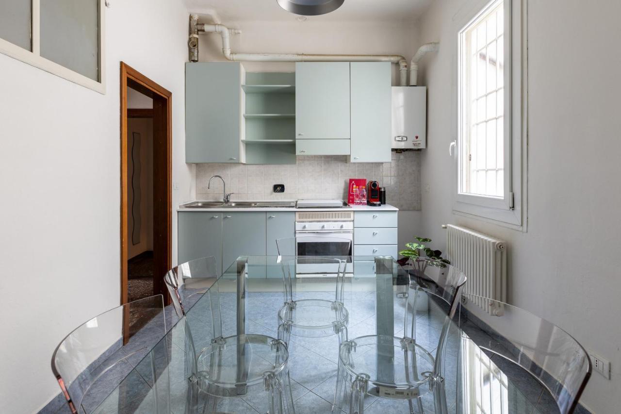 Alessandrini Apartment Alla Finestrella By Wonderful Italy Болоня Екстериор снимка