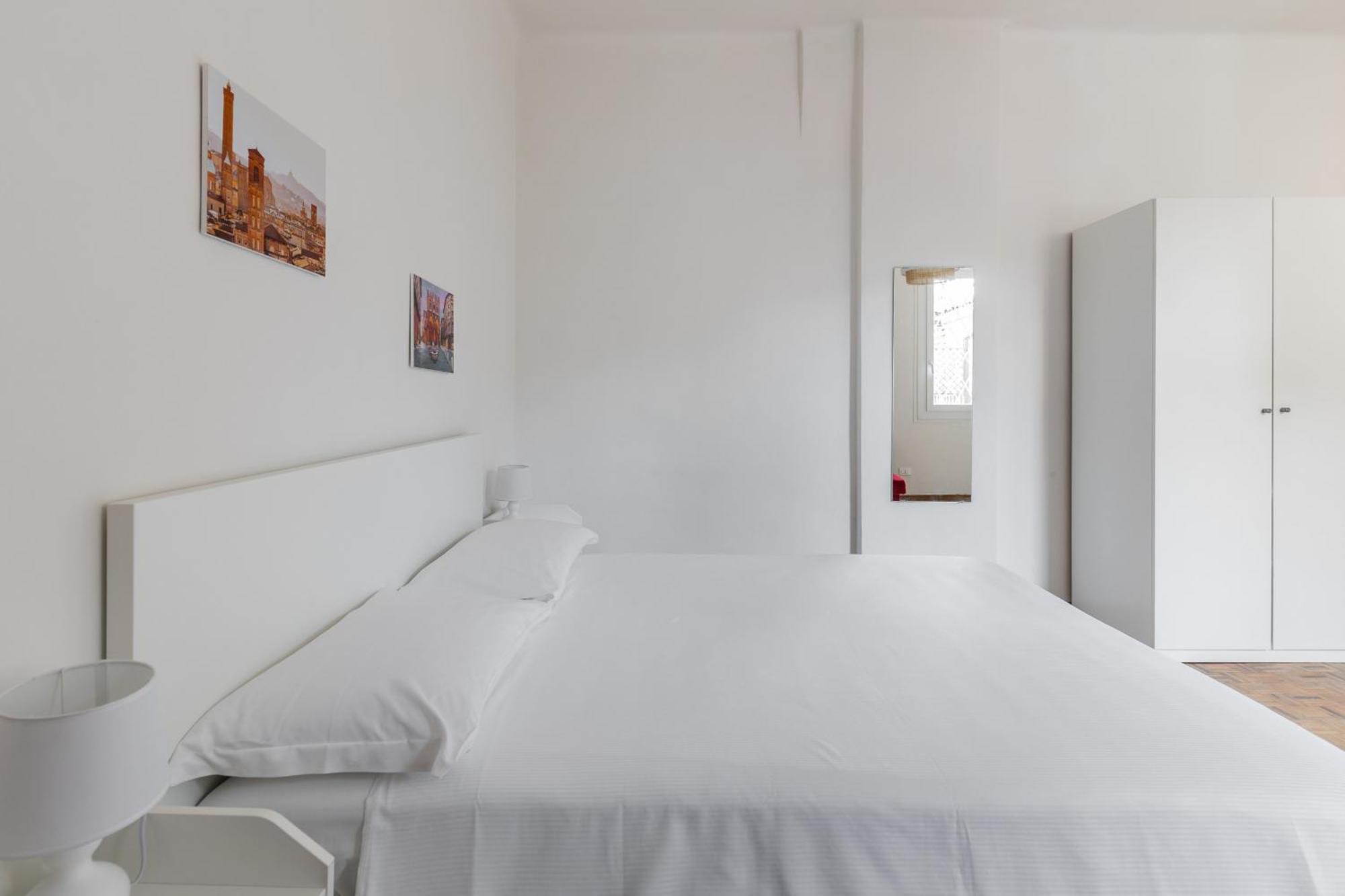 Alessandrini Apartment Alla Finestrella By Wonderful Italy Болоня Екстериор снимка